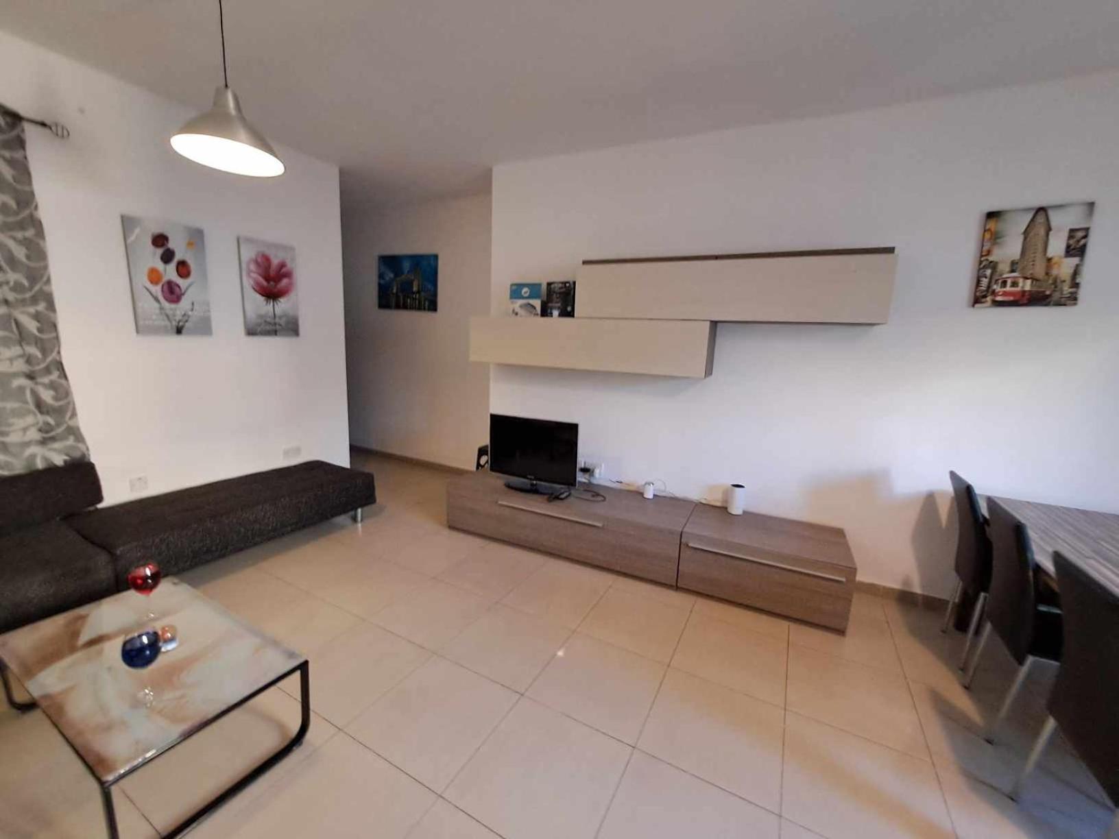 St Julians Sliema 3 Minutes Walk From Promenade 3 Bedroom Apartment المظهر الخارجي الصورة