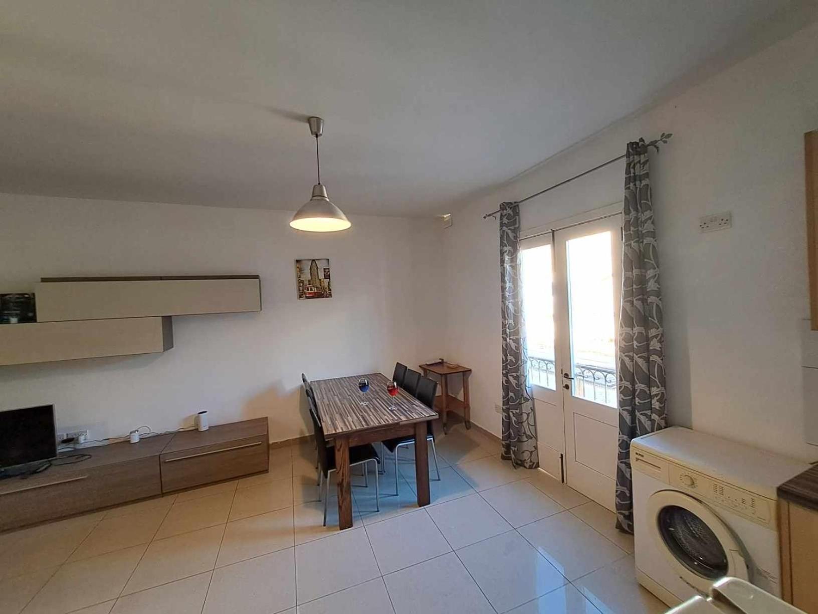 St Julians Sliema 3 Minutes Walk From Promenade 3 Bedroom Apartment المظهر الخارجي الصورة
